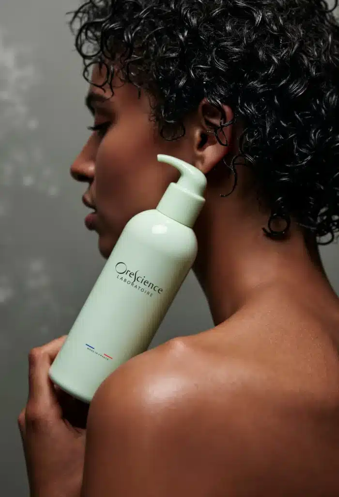 Cosmetic laboratory manufacturing private label hydrating facial cleansing gel